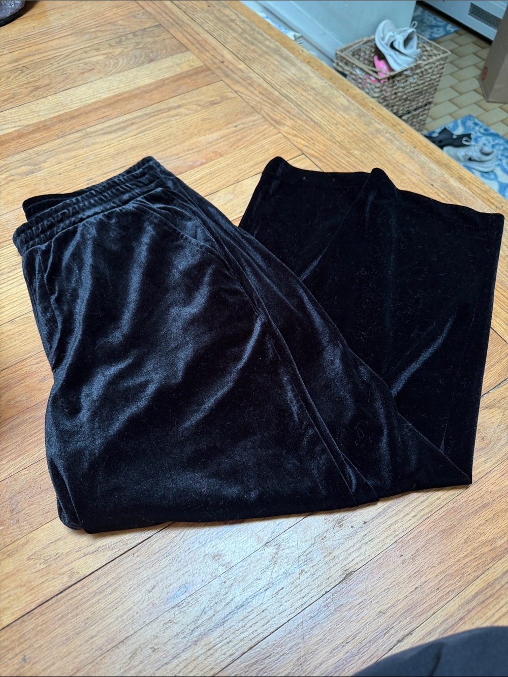 GAP Black Velvet Wide-Leg Pants